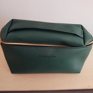 Elizabeth Arden makeup case